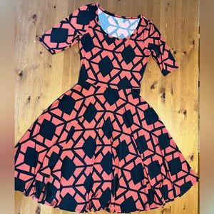 NWOT Lularoe slinky Dress S small red black elegant Dress Nicole geometric
